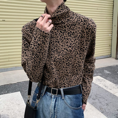 Men's Leopard Print Turtleneck T-shirt